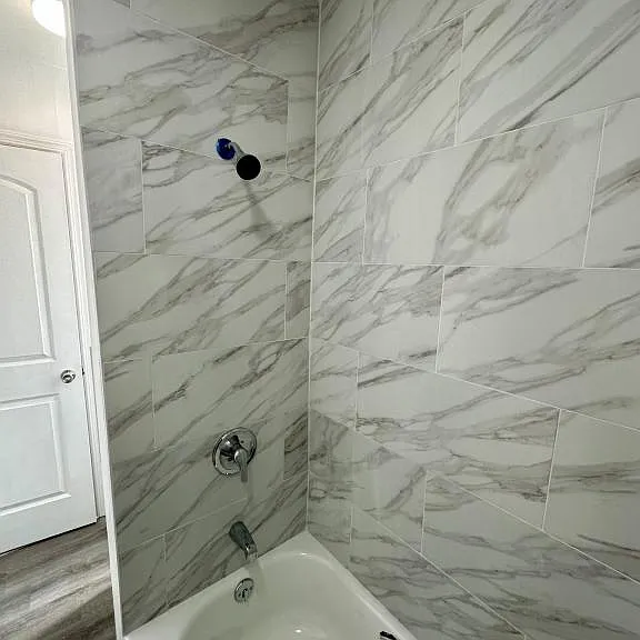 262 Grand St — Photo 12