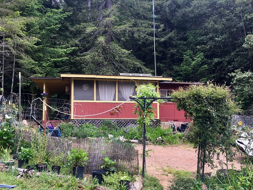 2nd image of 22101 Redwood Ridge Rd
