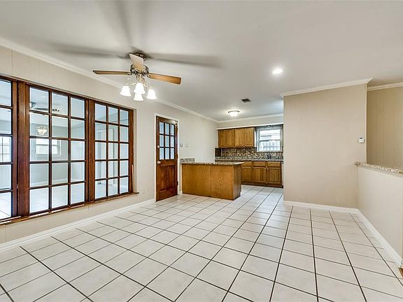 4th image of 4604 Danville Dr
