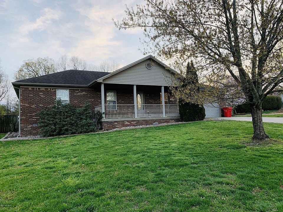 1st image of 163 Shady Oaks Dr