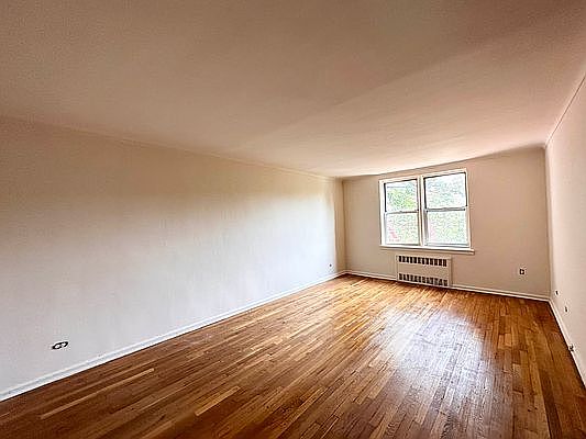 1st image of 86-75 Midland Pkwy #5F