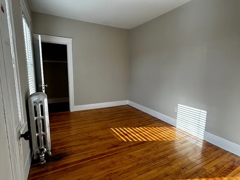 39 Woodford St #3 — Photo 7