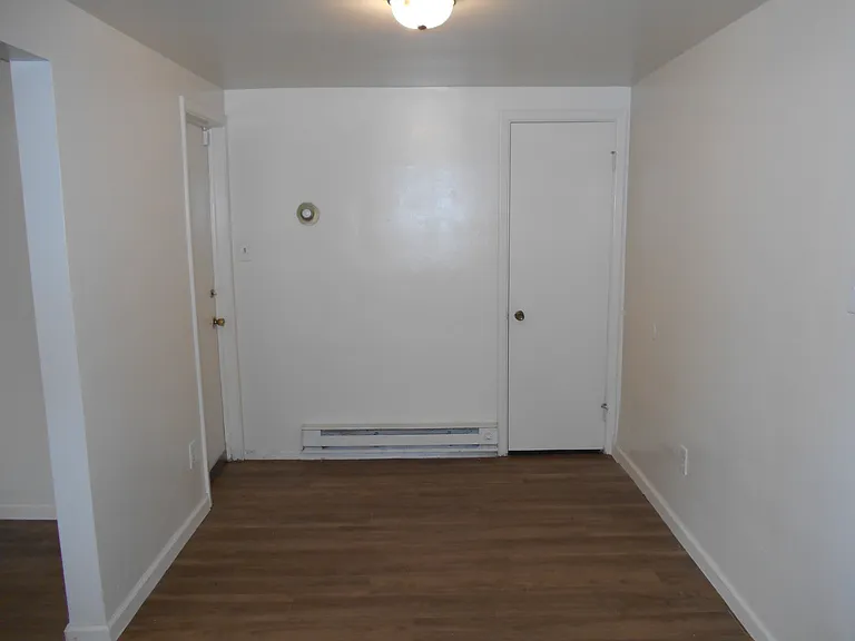 Muhlenberg Lakeview Apartments — Photo 11
