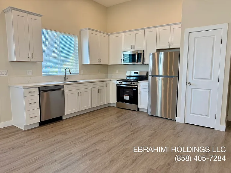 2976 National Ave #1 — Photo 3