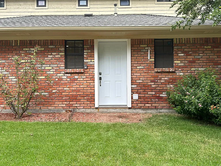 4207 Ashmont Ct #1 — Photo 25