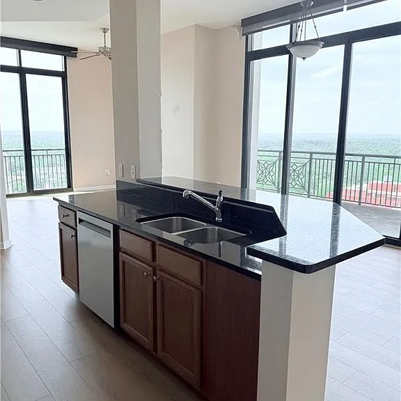 3040 Peachtree Rd NW #1911 — Photo 19