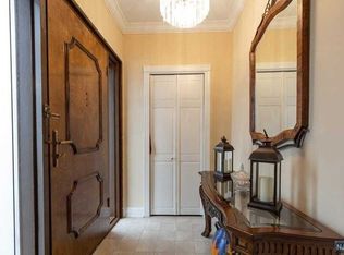 350 Hollywood Ave, Fairfield, NJ 07004