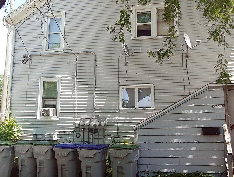 1st image of 2658 N 18th St #2660