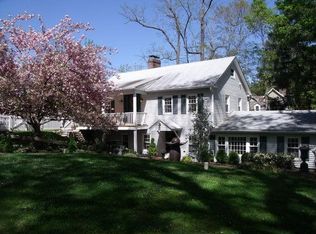 4 Cherry Ln, Mendham, NJ 07945