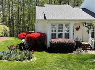 114 Planetree Ln, Cary, NC 27511