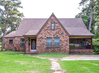 2066 Highway 84 W, Laurel, MS 39440