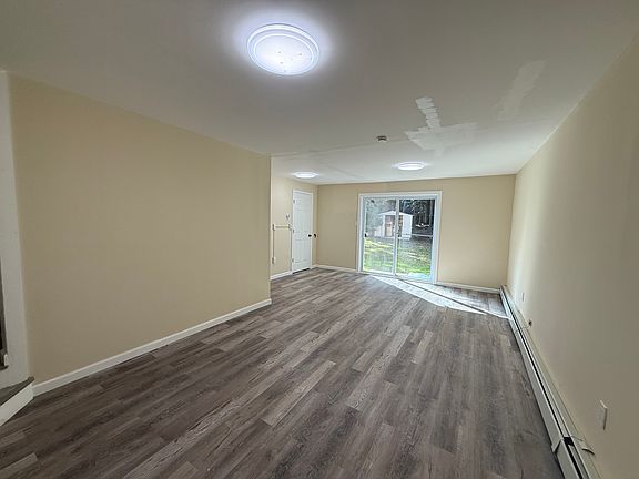 2nd image of 52 Boxbaum Rd #2