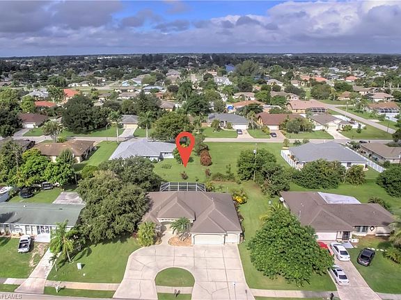 5th image of 2102 Country Club Blvd