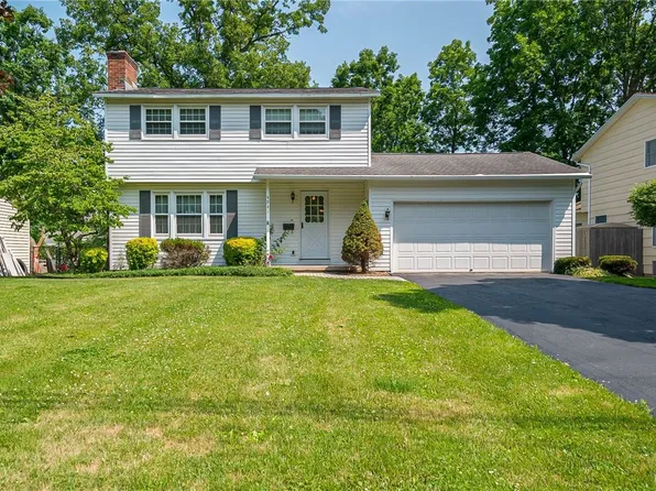 4941 Darien Dr, Liverpool, NY 13088