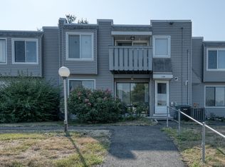12 Cedar Ct UNIT D, East Haven, CT 06513