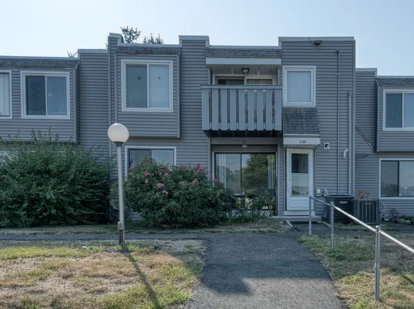 12 Cedar Court #D, East Haven, CT 06513