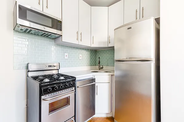 Rented by Dalan Rentals | media 18