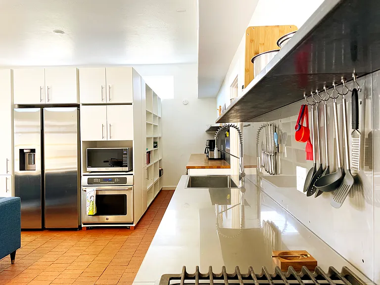 834 E Mabel St #2 — Photo 3