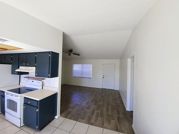 4th image of 7518 35th Ave N