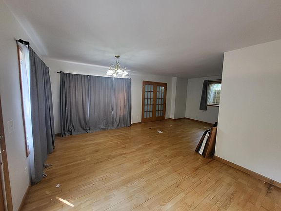 2nd image of 515 2nd Ave SW APT 1