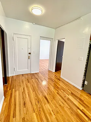 Rented by Compass | media 11