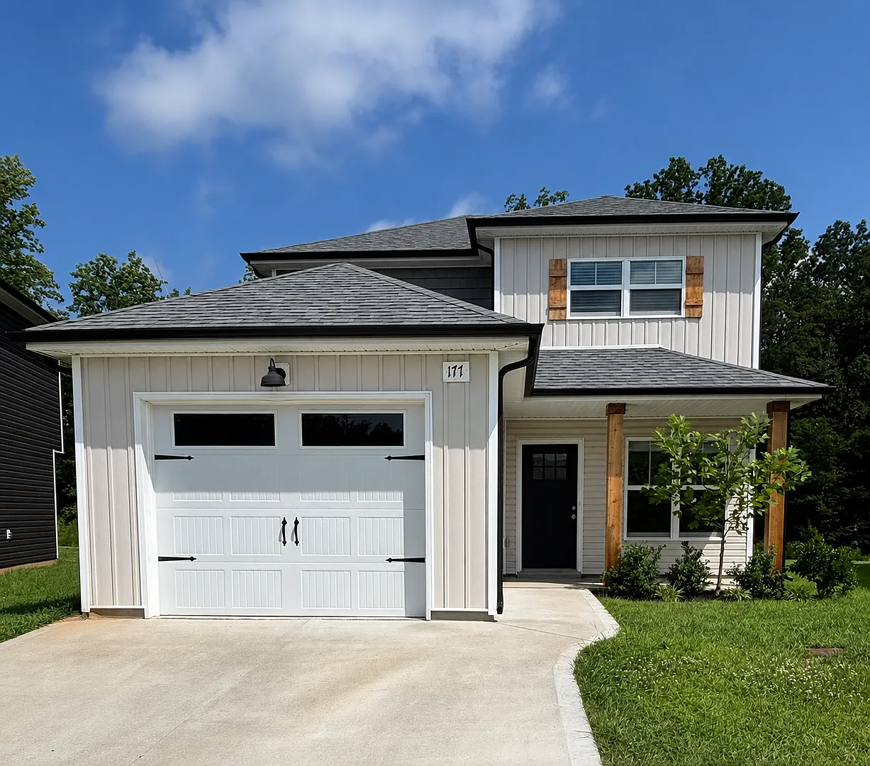 Charming Home in Sango! — Photo 1