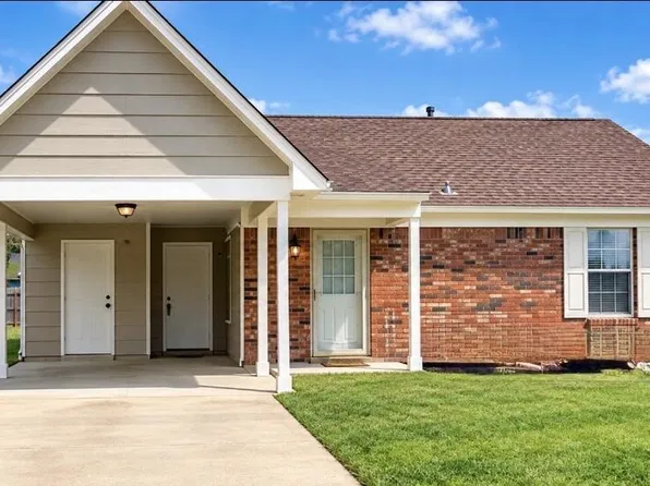 904 E Barton Ave, West Memphis, AR 72301