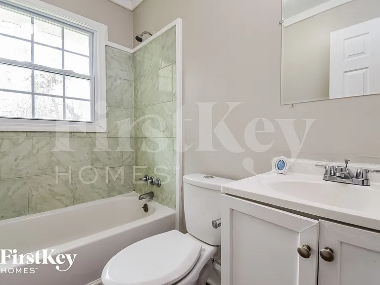 3217 Sandusky Dr — Photo 11