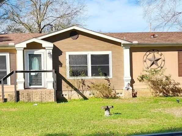 124 James Rd, Kilgore, TX 75662