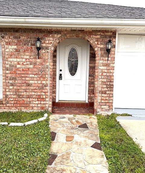 1st image of 3821 Charles Dr