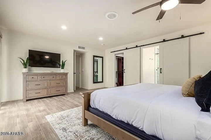 3357 E Hatcher Rd — Photo 24