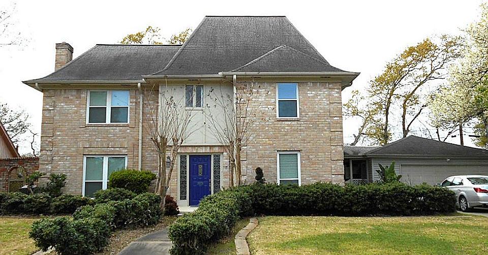 1st image of 303 Old Bayou Dr