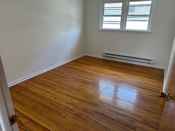 2nd image of 484 N Midland Ave