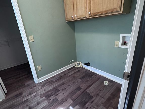 2nd image of 3306 Brown Pond Ln