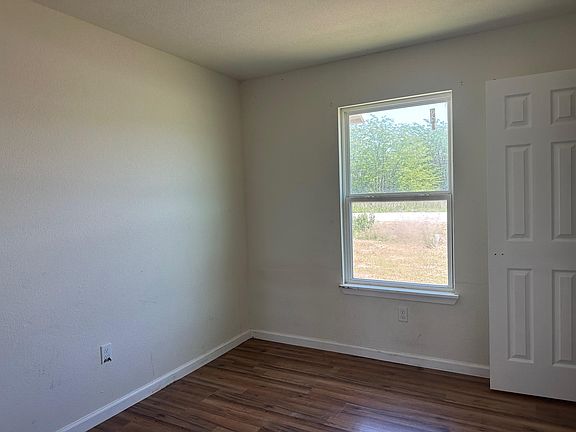 4th image of 148 Bridlewood Ln