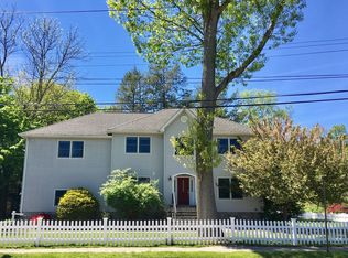 2 Wampus Ave, Armonk, NY 10504