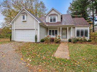 2026 Yorway Dr, Howell, MI 48843