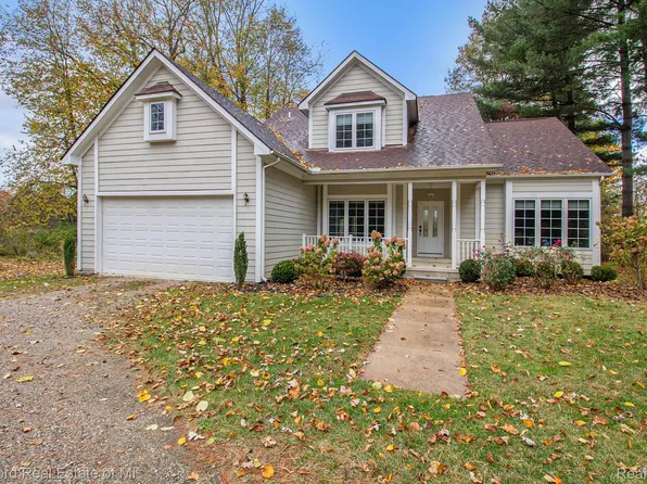 2026 Yorway Dr, Howell, MI 48843