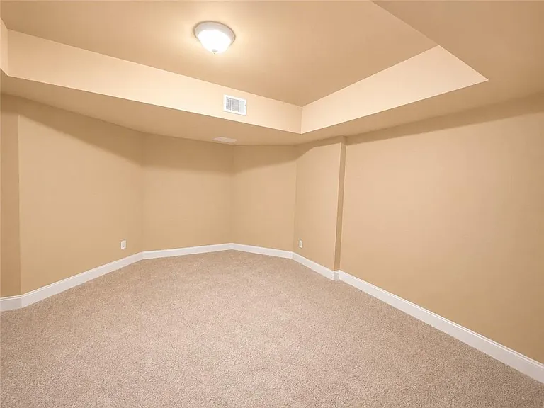 6455 Tulip Plantation Rd — Photo 31