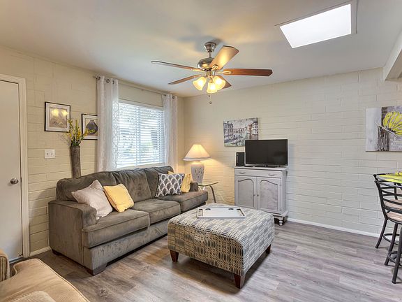 4th image of 407 S Paseo Madera Unit A
