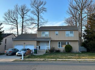 75 Calvert Ave E, Edison, NJ 08820
