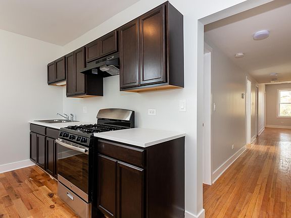 4th image of 6401 S Francisco Ave #3