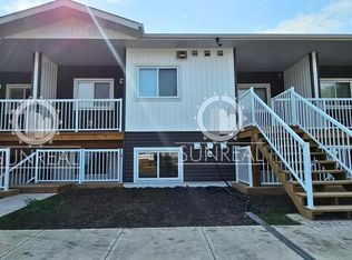 5015 54th St #1A, Camrose, AB T4V2A8