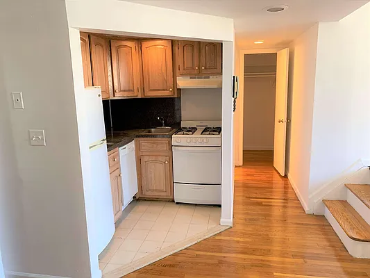 Rented by Atias Enterprises Inc | media 30