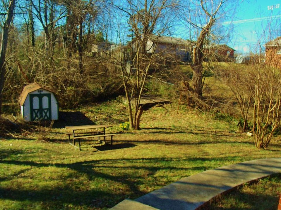 1404 Lincoln St, Greensboro, NC 27401 Zillow