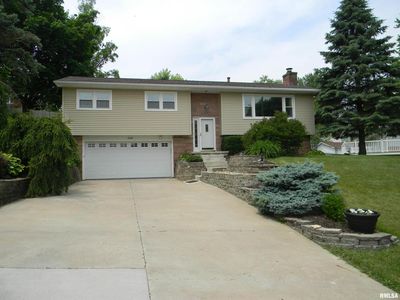 3522 N 2nd St, Clinton, IA, 52732