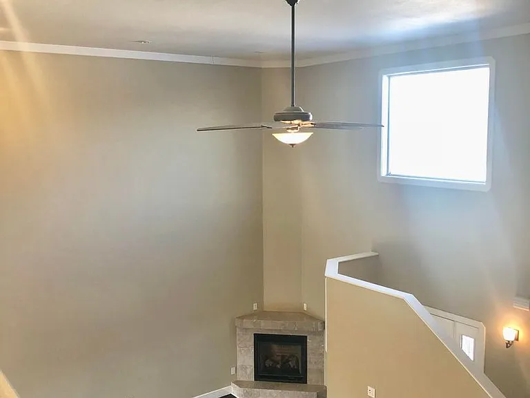 1700 Lawton Dr #A-C — Photo 5