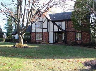 2448 Stone Heath Dr, Lancaster, PA 17601