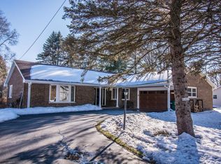 W1433 Highland Blvd, Genoa City, WI 53128