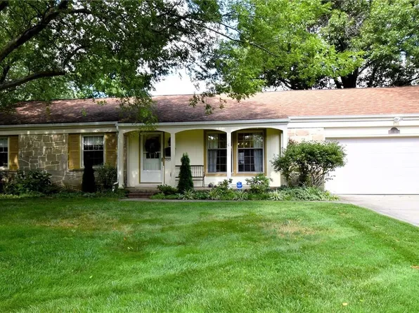 5205 Chickadee Ln, Lyndhurst, OH 44124